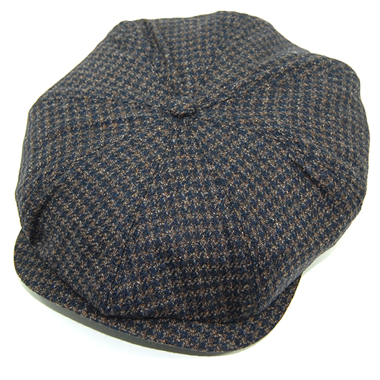 ESSEX_AW21_PD_CASTANHO_1.jpg