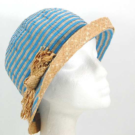 Elisabete_AZUL_1.jpg